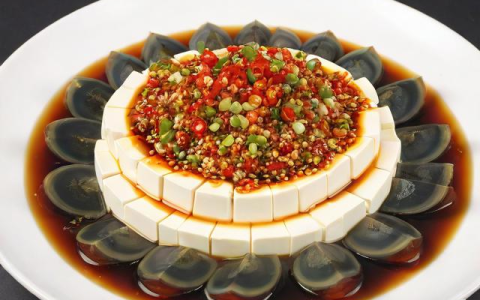 皮蛋拌豆腐怎么做好吃,松花蛋拌豆腐怎么做