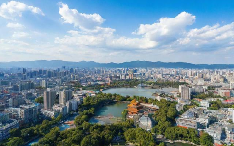 昆明天气一周天气预报,昆明的天气预报一周天气预报15天