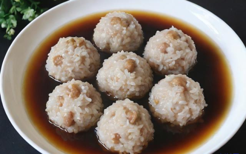 糯米肉丸子怎么做好吃,糯米肉丸子怎么做好吃又简单