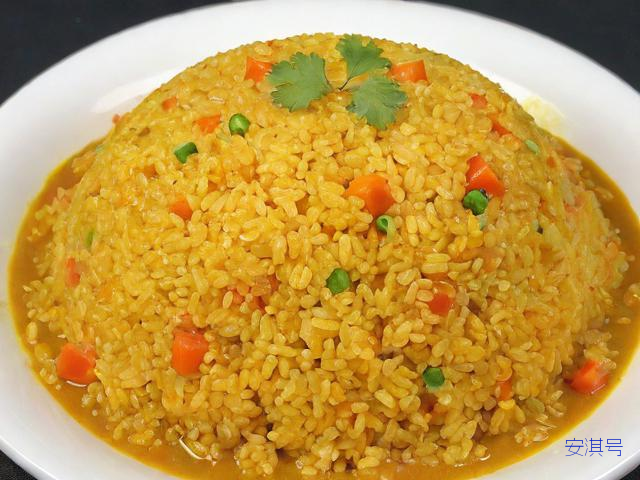 咖喱炒饭怎么做,咖喱炒饭怎么做?