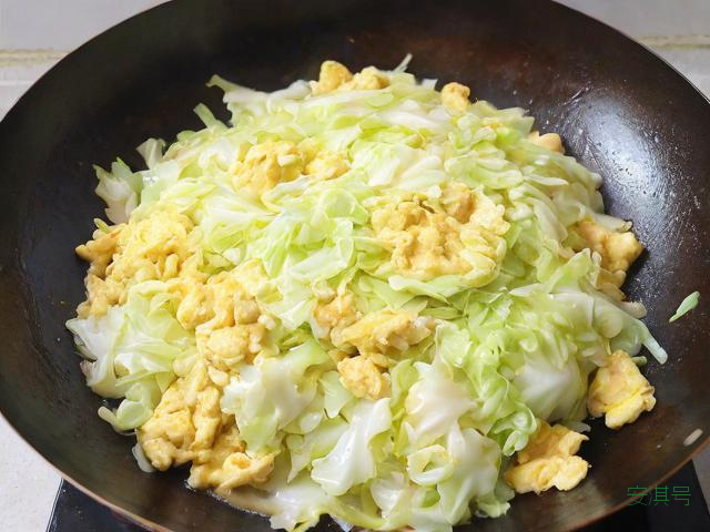 圆白菜怎么做好吃,鸡蛋圆白菜怎么做好吃
