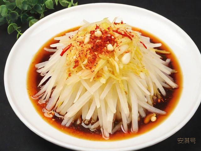 泡菜怎么做好吃又简单,白萝卜泡菜怎么做好吃又简单