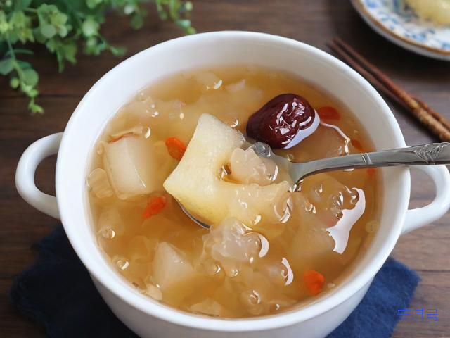 银耳梨汤怎么做,银耳梨汤做法大全