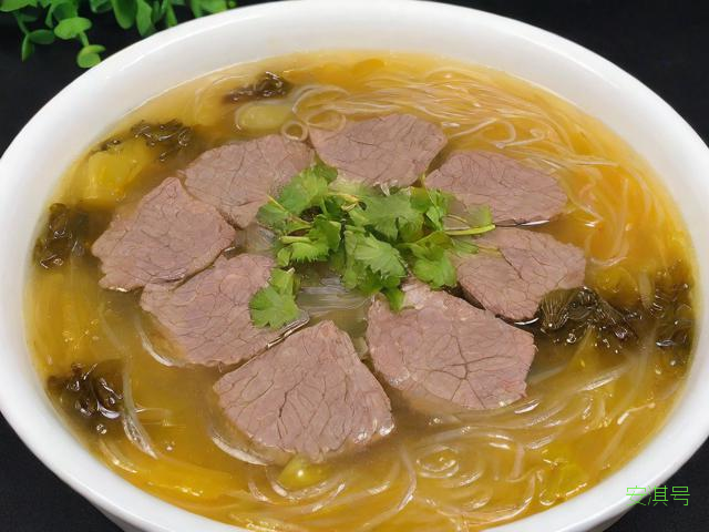 酸菜粉丝汤怎么做,怎么做牛肉粉丝汤好吃又简单