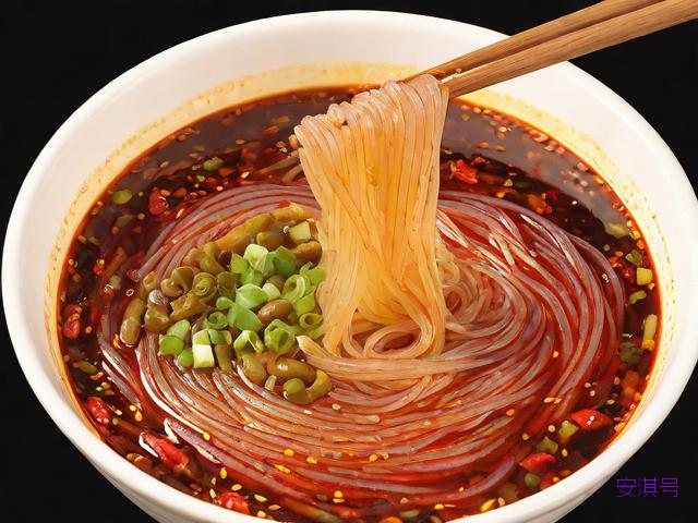 酸辣粉儿怎么做好吃,酸辣粉的配料怎么调
