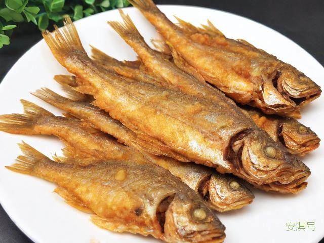 炸黄花鱼怎么做好吃,炸黄花鱼做法视频