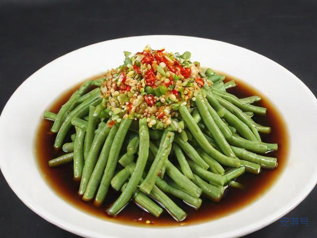 豇豆凉拌怎么做好吃,豇豆凉拌怎么做才脆和不变色