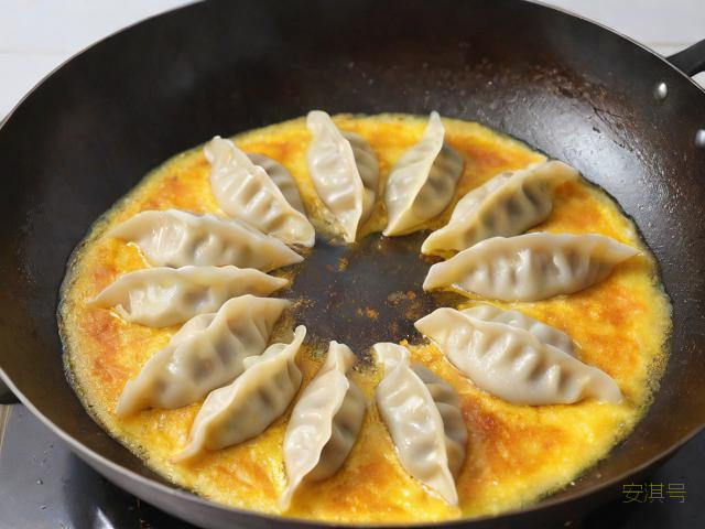 蛋饺怎么做好吃,蛋饺怎么做好吃家庭做法