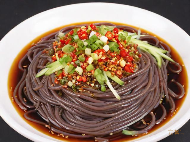 蕨根粉怎么做好吃,酸辣蕨根粉怎么做好吃