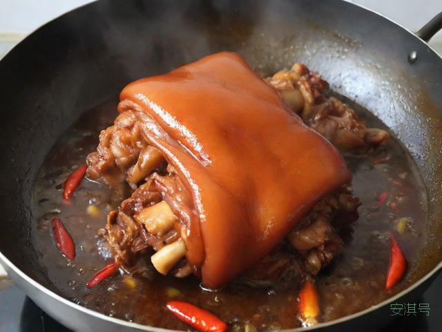 怎么做肘子,怎么做肘子的汤汁好吃