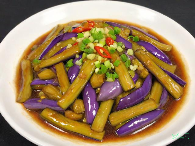 青炒茄子怎么做好吃,青炒茄子的做法