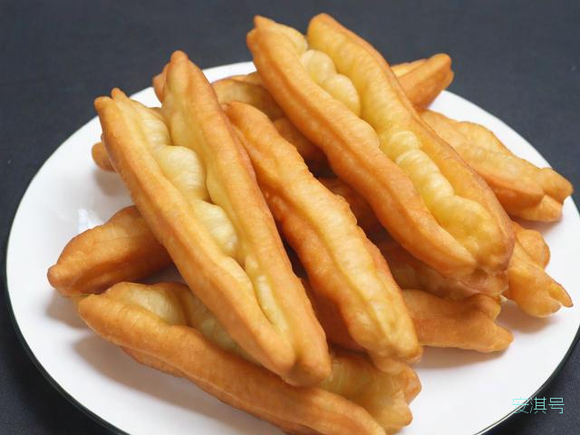 怎么做油条好吃又简单的做法视频,怎么做油条最好吃